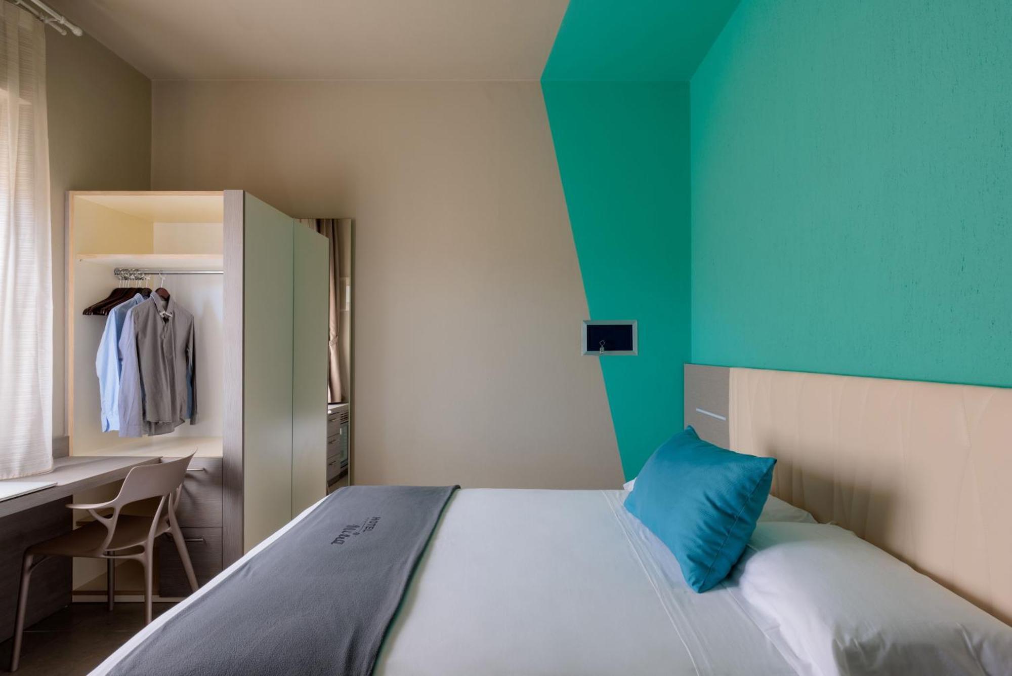 מרינה די ביבונה Hotel Nina מראה חיצוני תמונה